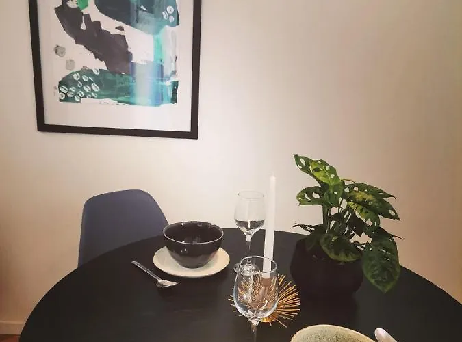 아파트 Monvi 풀라