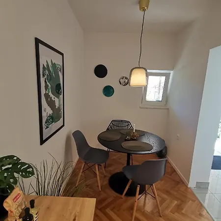 Monvi Apartman Pula
